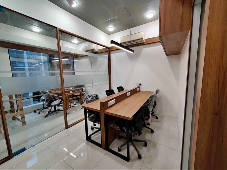 Team Area, wagle industrial estate Commercial Office Space 780 Sq.Ft. In Wagle Industrial Estate Thane 9440525