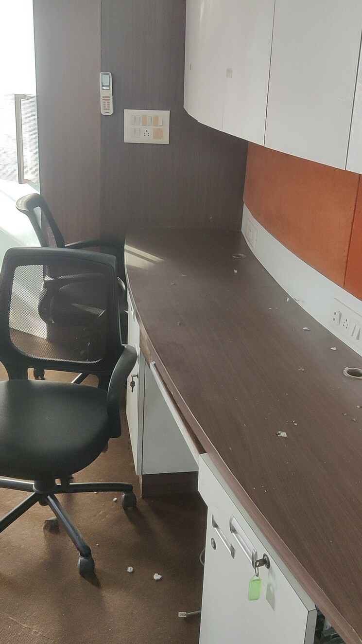 Team Area, moraj-casablanca Commercial Office Space 1000 Sq.Ft. In Cbd Belapur Sector 11 Navi Mumbai 9440734