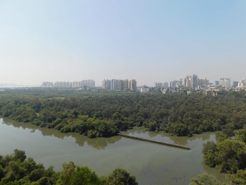 Plot Area in 2.5 BHK Apartment at Rattan Icon, Seawoods Sector 50 – for Rent