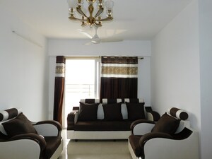Living Room in 2.5 BHK Apartment at Rattan Icon, Seawoods Sector 50 – for Rent