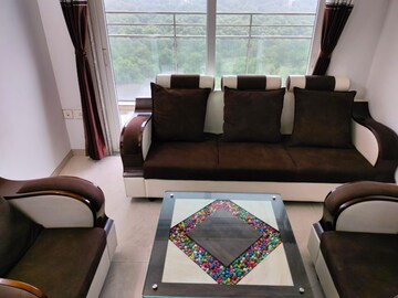 Bedroom in 2.5 BHK Apartment at Rattan Icon, Seawoods Sector 50 – for Rent