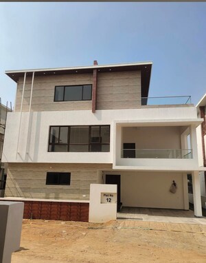 4 BHK Villa For Sale in Nallagandla
