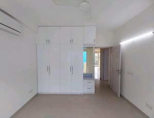 Room in 3 BHK Apartment at Shree Vardhman Victoria, Sector 70 – for Rent