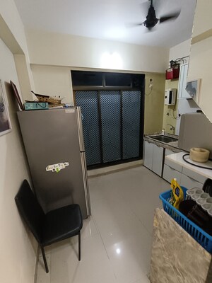 Team Area in 2 BHK Apartment at Satyam Heights Seawoods, Seawoods – for Rent