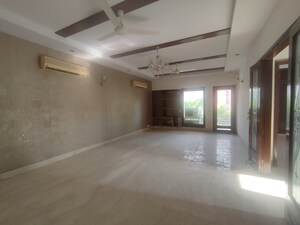 Room in 2 BHK Builder Floor at East Of Kailash – for Rent