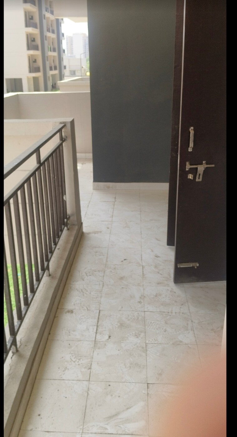 Balcony, amolik-sankalp 3 Bedroom 646 Sq.Ft. Apartment In Sector 85 Faridabad 9440845