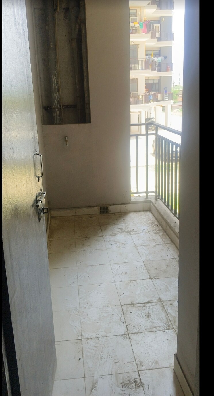 Bathroom, amolik-sankalp 3 Bedroom 646 Sq.Ft. Apartment In Sector 85 Faridabad 9440845