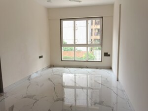 2 BHK Apartment For Rent in Om Ashish C.H.S, Malad West