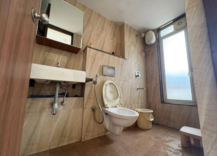 Bathroom, arkade-white-lotus 2 Bedroom 780 Sq.Ft. Apartment In Mira Road East Thane 9440899