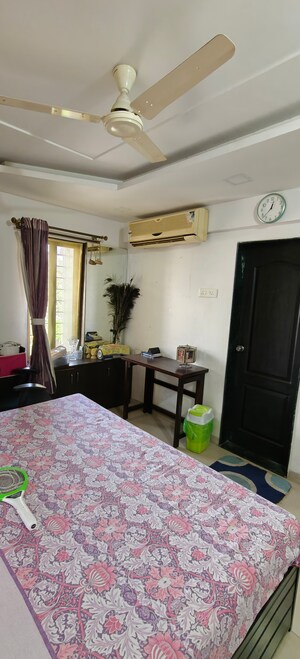 Bedroom in  Pg at Senapati Bapat Road – for Rent