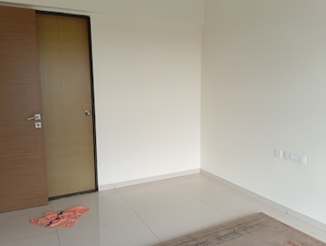 Room in 2 BHK Apartment at Chandak 34 Park Estate, Goregaon West – for Rent