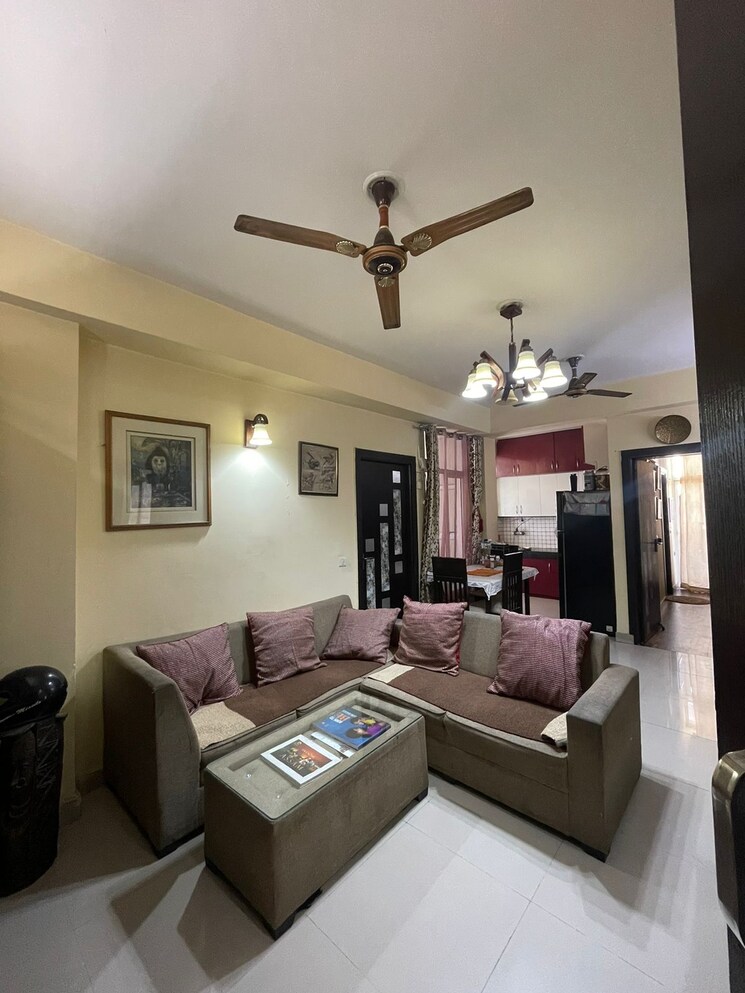 Living Room, galaxy-royale 3 Bedroom 1345 Sq.Ft. Apartment In Gaur City 2 Greater Noida 9441065