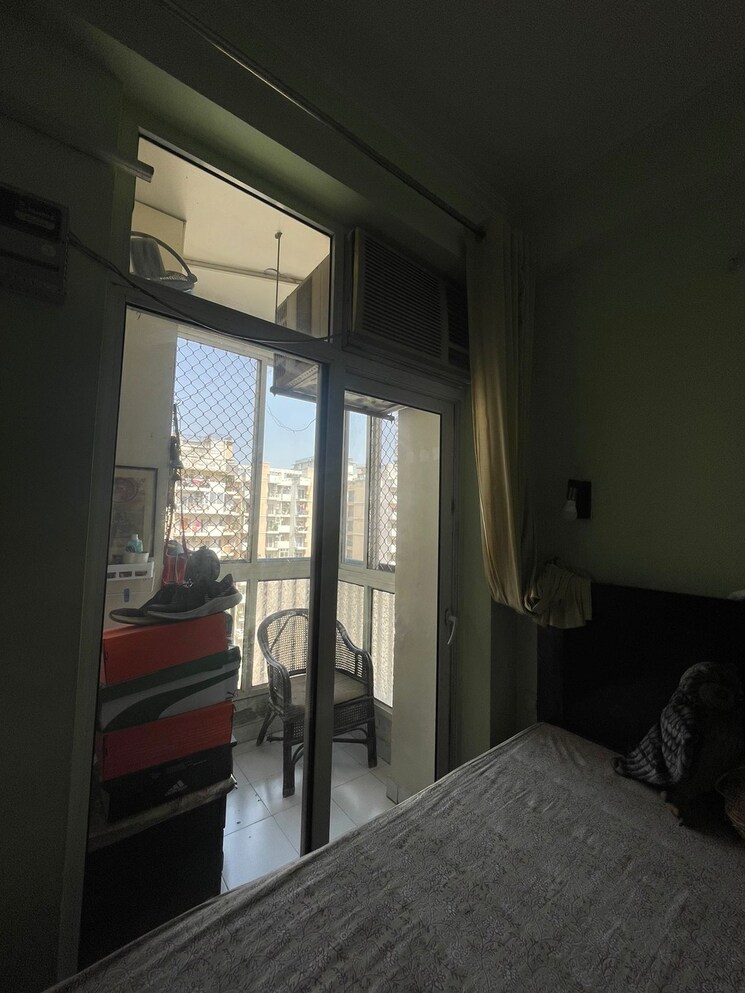  Parking, galaxy-royale 3 Bedroom 1345 Sq.Ft. Apartment In Gaur City 2 Greater Noida 9441065