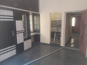 Room in 2 BHK Builder Floor at Ramamurthy Nagar – for Rent