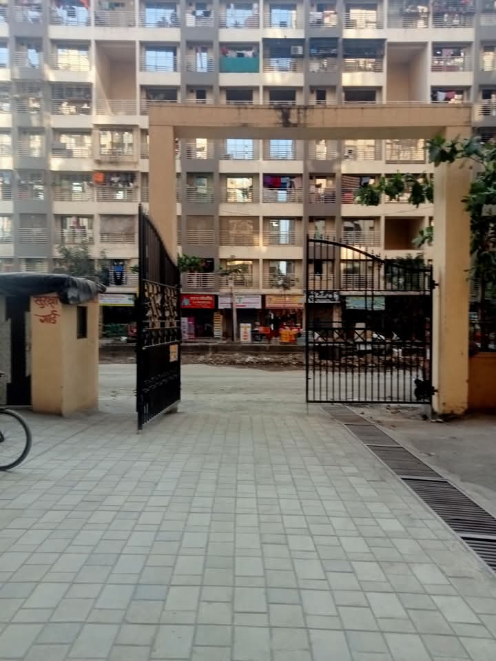 1 BHK Apartment For Sale in A V Crystal Tower