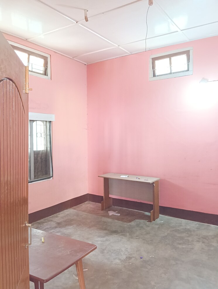 Room, borbari 1 Bedroom 500 Sq.Ft. Villa In Borbari Guwahati 9441182