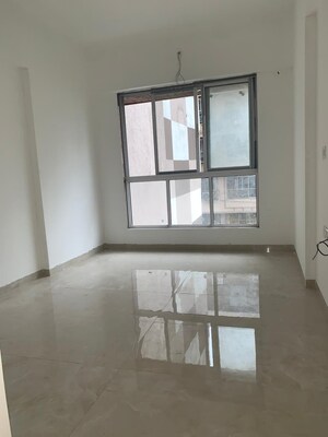 Room in 2 BHK Apartment at Shamik Keshav CHS, Borivali West – for Rent