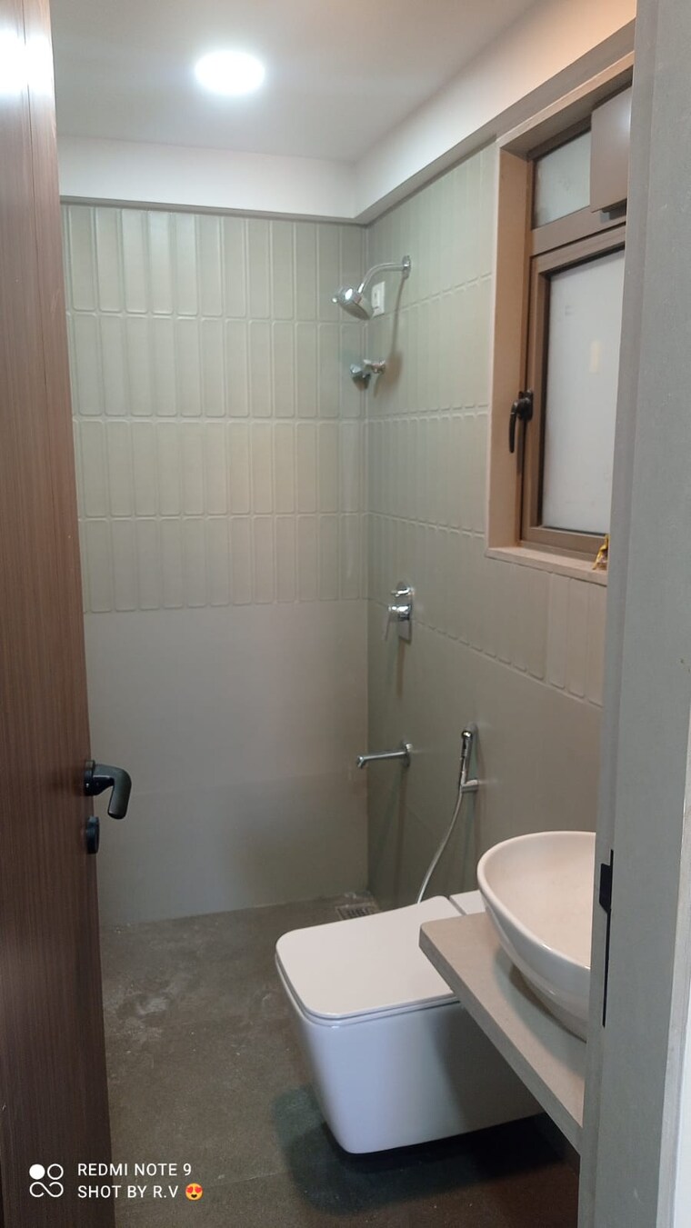 Bathroom, hubtown-rising-city 3 Bedroom 945 Sq.Ft. Builder Floor In Ghatkopar East Mumbai 9441196