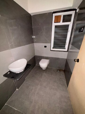 Attached Bathroom in 2 BHK Apartment at Andheri West – for Rent