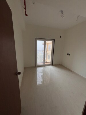 Room in 2 BHK Apartment at Andheri West – for Rent
