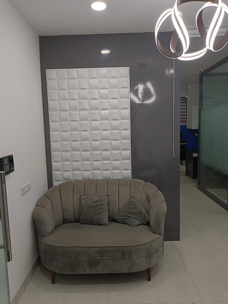 Floor Plan, netaji subhash place Commercial Office Space 2000 Sq.Ft. In Netaji Subhash Place Delhi 9441208