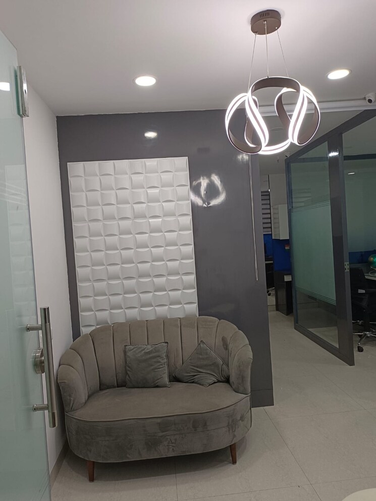 Floor Plan, netaji subhash place Commercial Office Space 2000 Sq.Ft. In Netaji Subhash Place Delhi 9441208