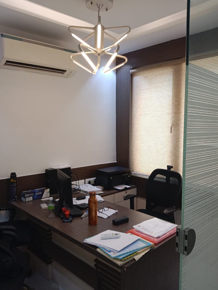 Team Area, puri-pp-city-centre Commercial Office Space 1000 Sq.Ft. In Pitampura Delhi 9441228