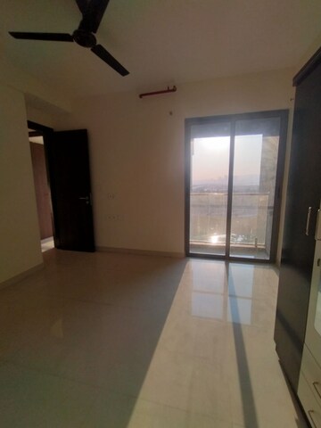 Bedroom in 2 BHK Apartment at Piramal Sunteck Signia Waterfront, Airoli Sector 14 – for Sale