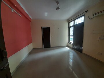 Room in 2 BHK Apartment at Maya Garden City, Lohgarh – for Rent