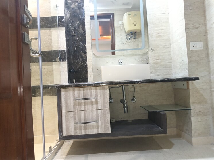 Master Bedroom, greater kailash i 4 Bedroom 4500 Sq.Ft. Builder Floor In Greater Kailash I Delhi 9441245