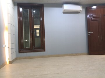 Room in 4 BHK Builder Floor at Greater Kailash I – for Sale