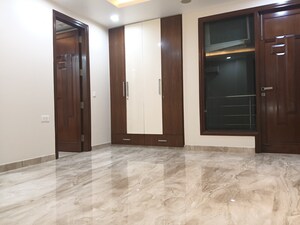 Room in 4 BHK Builder Floor at Greater Kailash I – for Sale