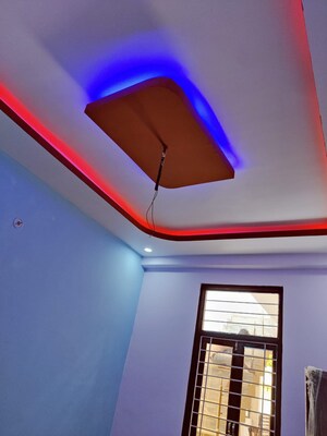 Furnished Amenities in 4 BHK Independent House at Vigyan Khand – for Sale