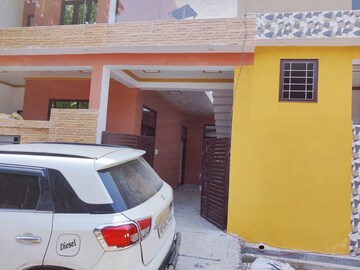 Master Bedroom in 4 BHK Independent House at Vigyan Khand – for Sale