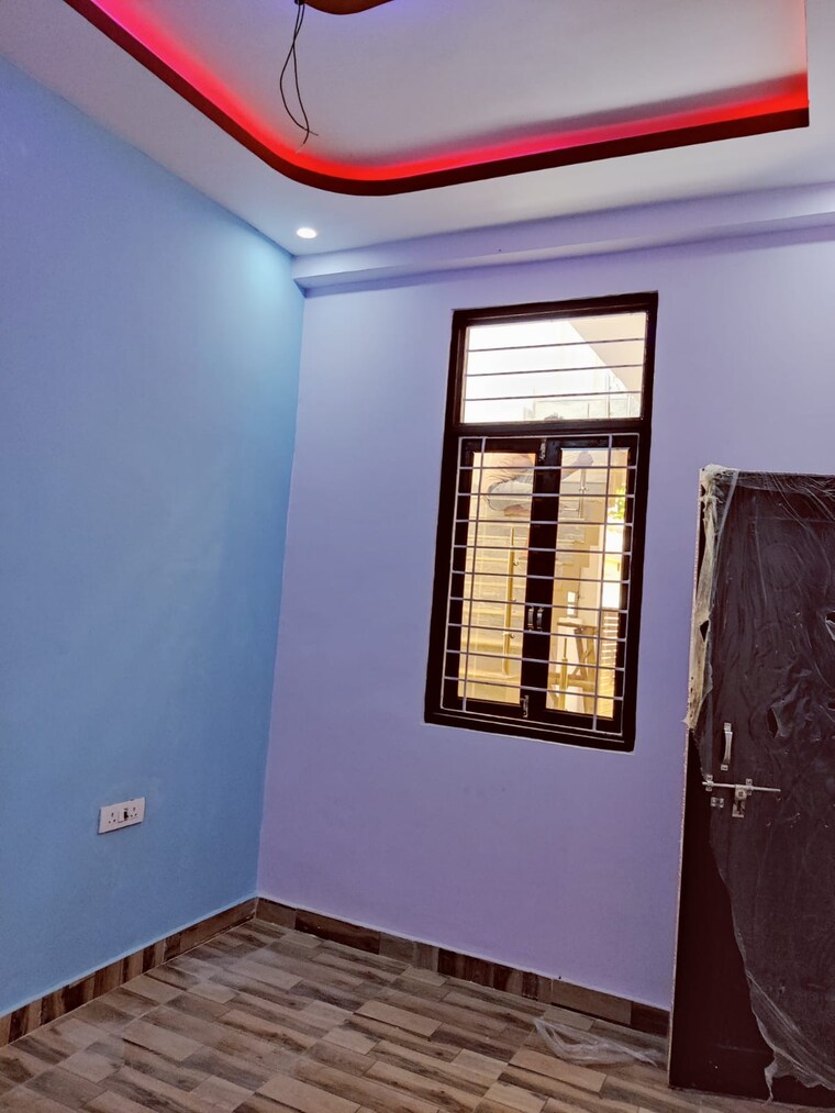 Room, vigyan khand 4 Bedroom 1800 Sq.Ft. Independent House In Vigyan Khand Lucknow 9441261