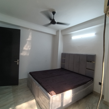 Bedroom in 2 BHK Builder Floor at Saket – for Rent