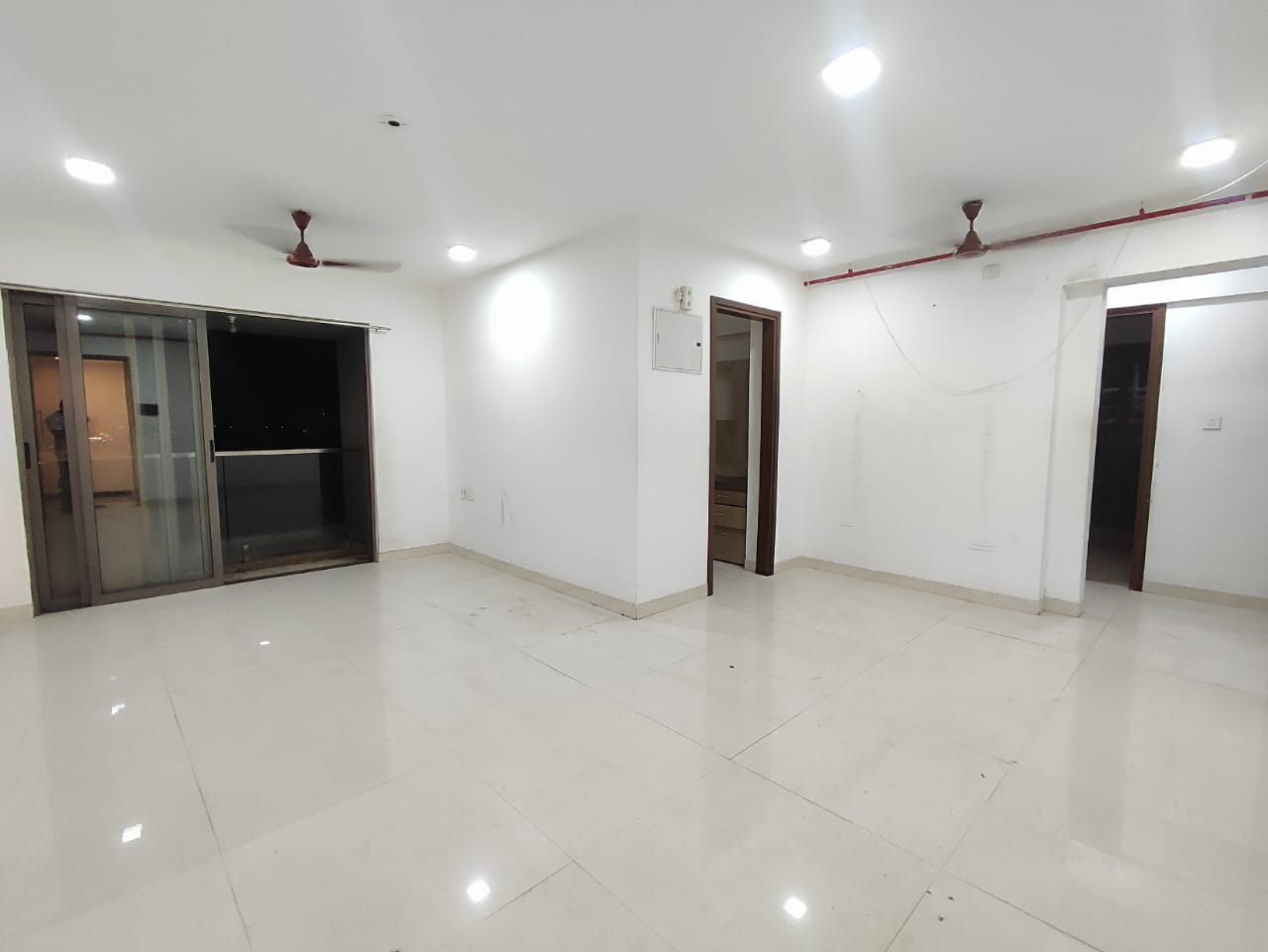 3 BHK Apartment For Rent in Piramal Sunteck Signia Waterfront