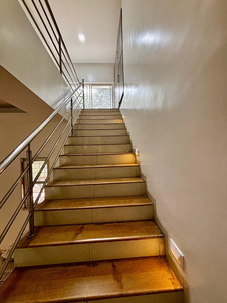 undefined, sindh-society 5 Bedroom 5500 Sq.Ft. Independent House In Aundh Pune 9441287