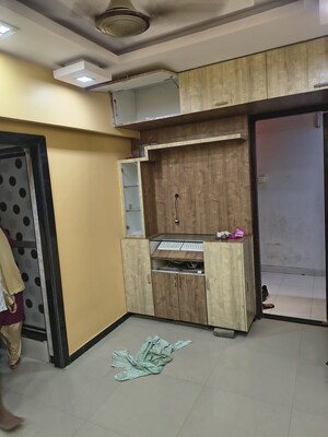 Furnished Amenities in 1 BHK Apartment at Jan Kalyan Society Kurla, Kurla West – for Rent