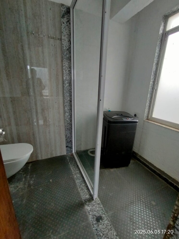 Bathroom, parth-lakefront 1 Bedroom 700 Sq.Ft. Apartment In Dighe Navi Mumbai 9441313