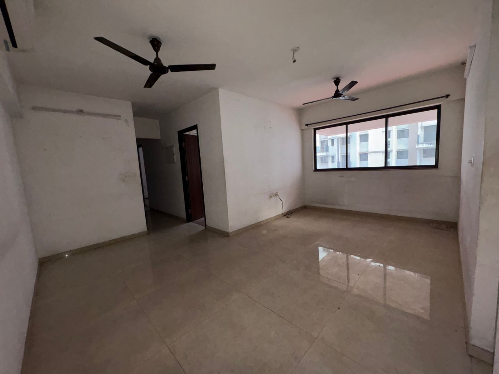 2.5 BHK Apartment For Rent in Lodha Lakeshore Greens