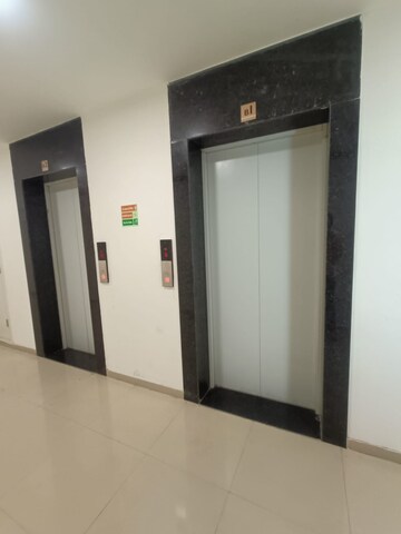 Lift in 1 BHK Apartment at JP North Aviva, Mira Road – for Sale