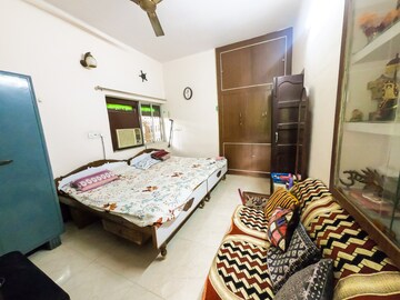 Bedroom in 3 BHK Builder Floor at Kankarbagh – for Rent
