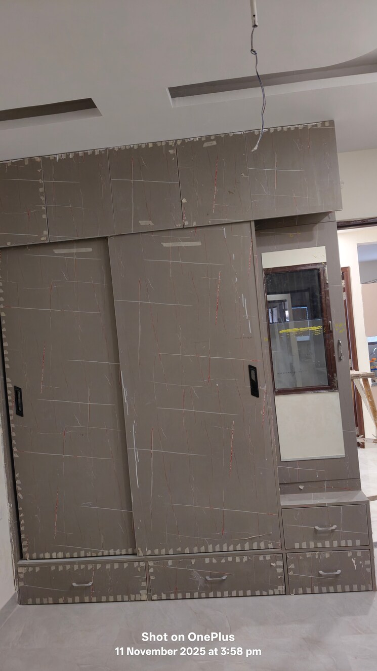 Room, dhakoli 3 Bedroom 110 Sq.Yd. Apartment In Dhakoli Zirakpur 9441327