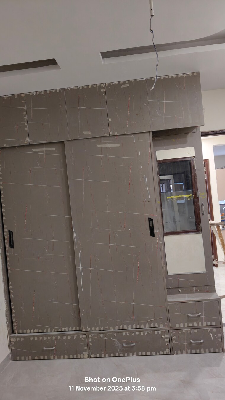 Room, dhakoli 3 Bedroom 110 Sq.Yd. Apartment In Dhakoli Zirakpur 9441327