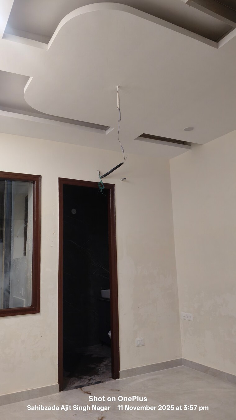 undefined, dhakoli 3 Bedroom 110 Sq.Yd. Apartment In Dhakoli Zirakpur 9441338