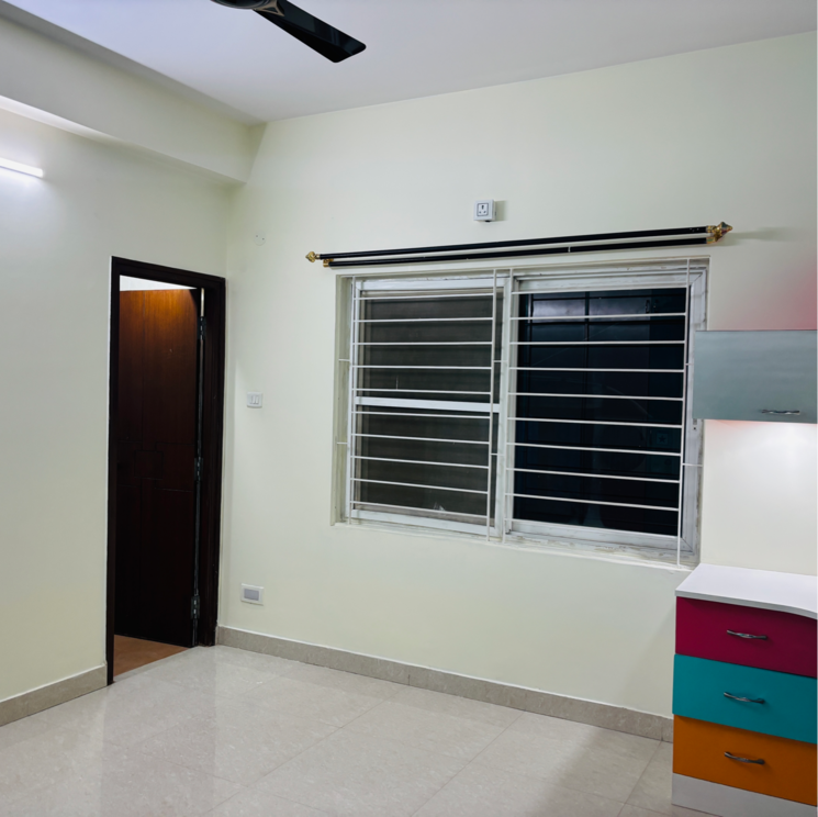 Room, madhapur 3 Bedroom 1850 Sq.Ft. Builder Floor In Madhapur Hyderabad 9441349
