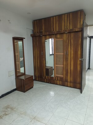 Room in 1 BHK Apartment at Andheri West – for Rent