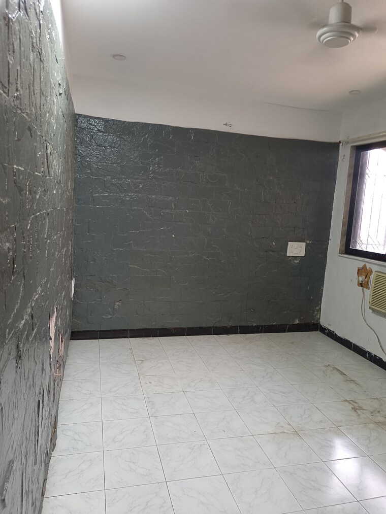 Room, andheri west 1 Bedroom 460 Sq.Ft. Apartment In Andheri West Mumbai 9441360