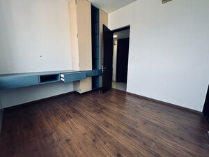 Room in 3 BHK Apartment at Lodha Aurum, Kanjurmarg East – for Sale